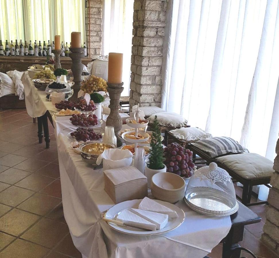 B&B De Charme Torre Agnese Labro Bagian luar foto